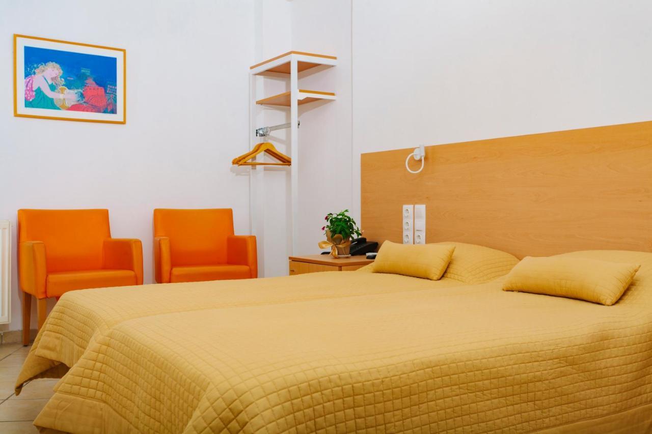 Hotel Sissy كامينا فورلا المظهر الخارجي الصورة