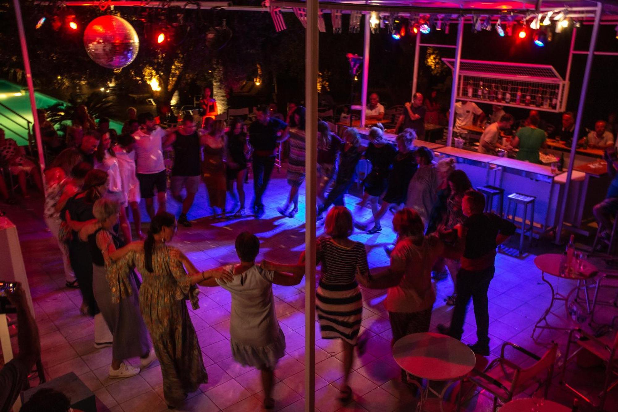 Hotel Sissy كامينا فورلا المظهر الخارجي الصورة