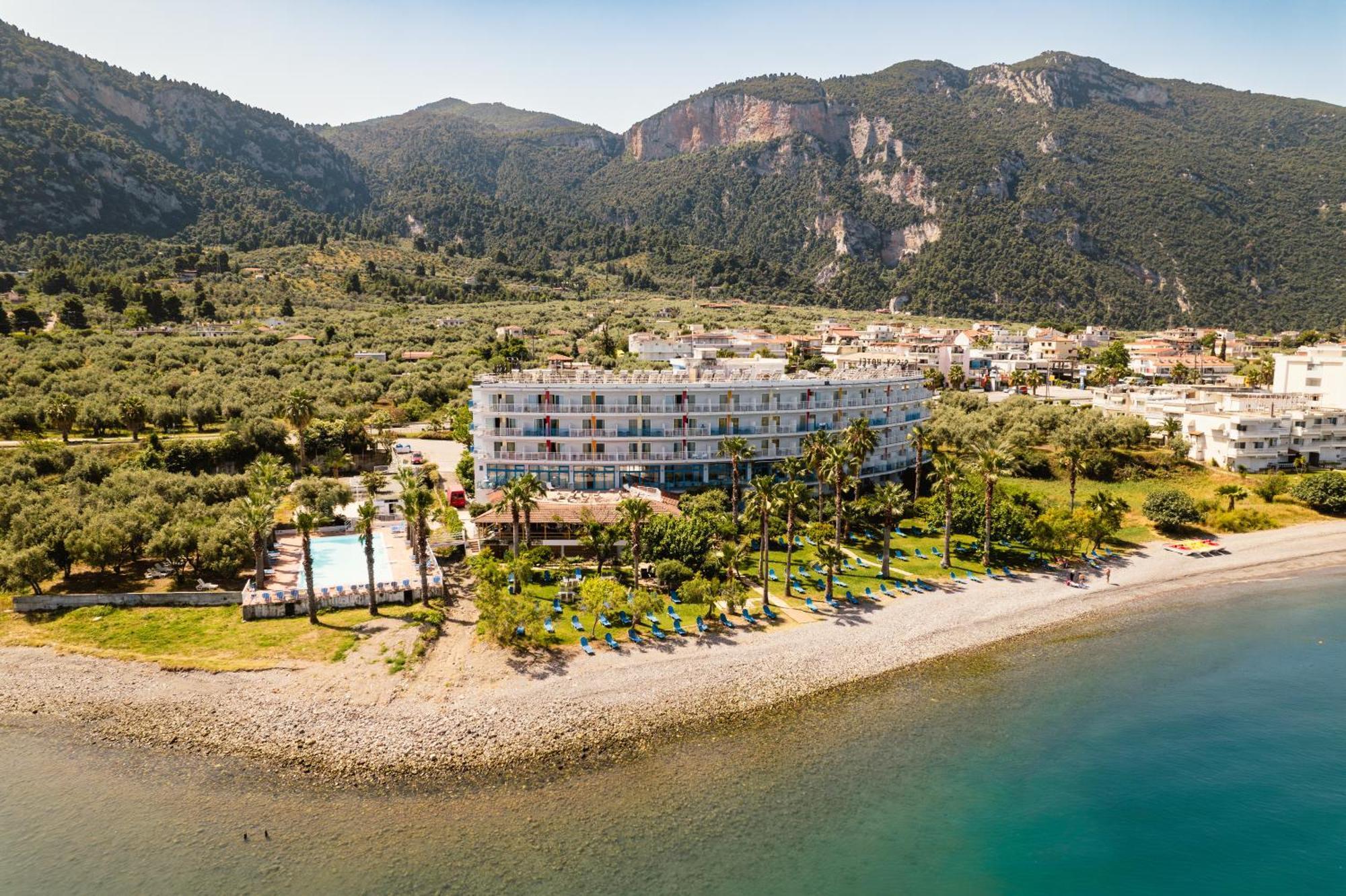Hotel Sissy كامينا فورلا المظهر الخارجي الصورة